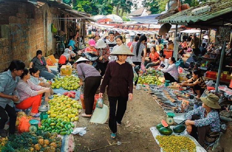 Chợ quê nét riêng của người dân xứ Quảng