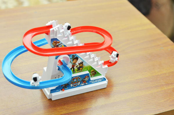 Bán sỉ Bộ đồ chơi lắp ráp đường đua Paw Patrol cho bé