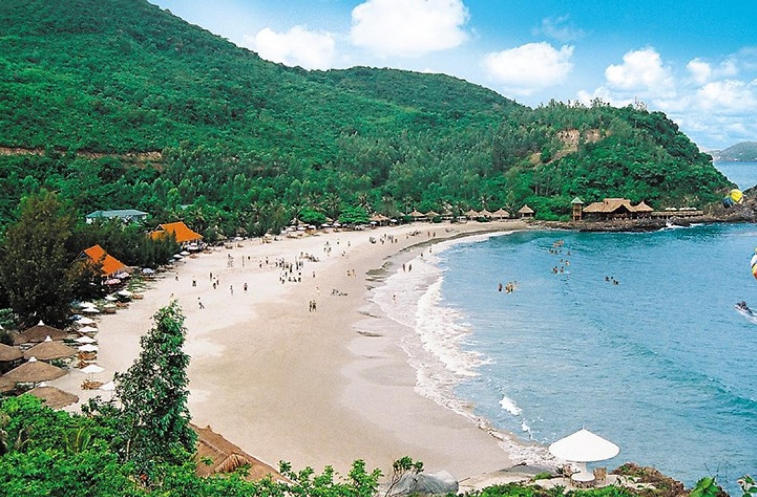 Diamond Bay Resort & Spa