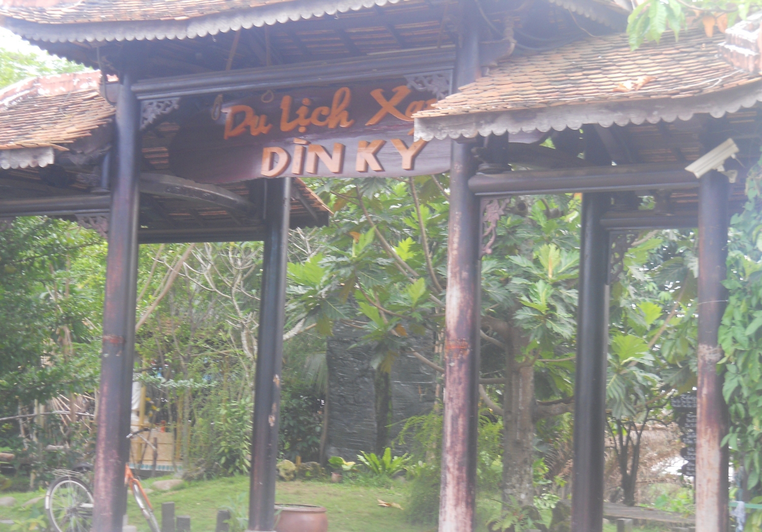 Khu du lịch Dìn Ký 1