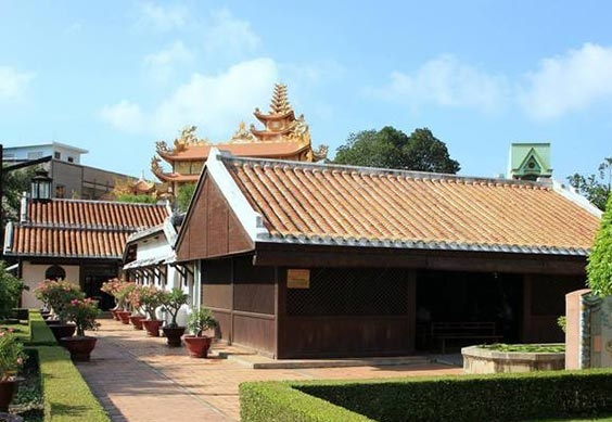 khuon vien truong duc thanh