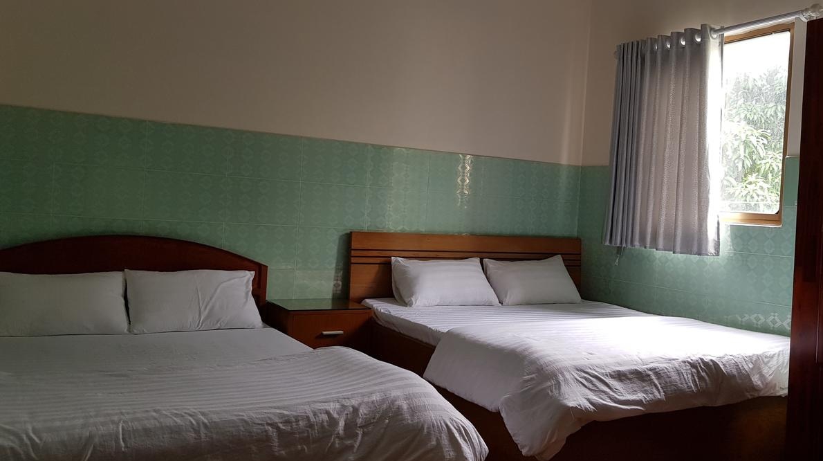 Que Huong Coconut Hotel