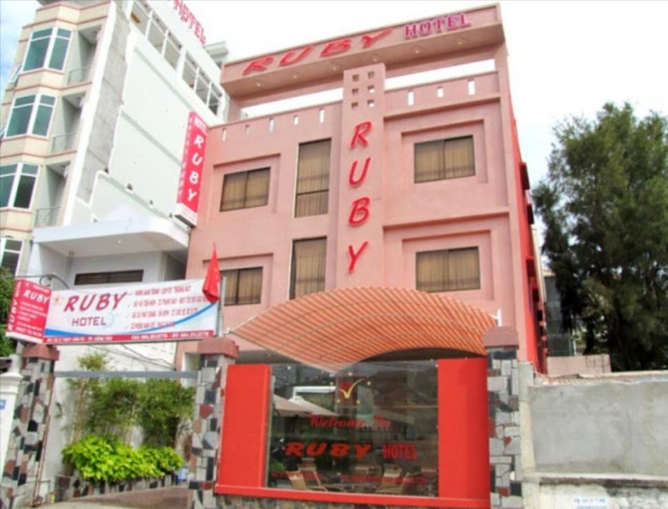 Ruby Hotel