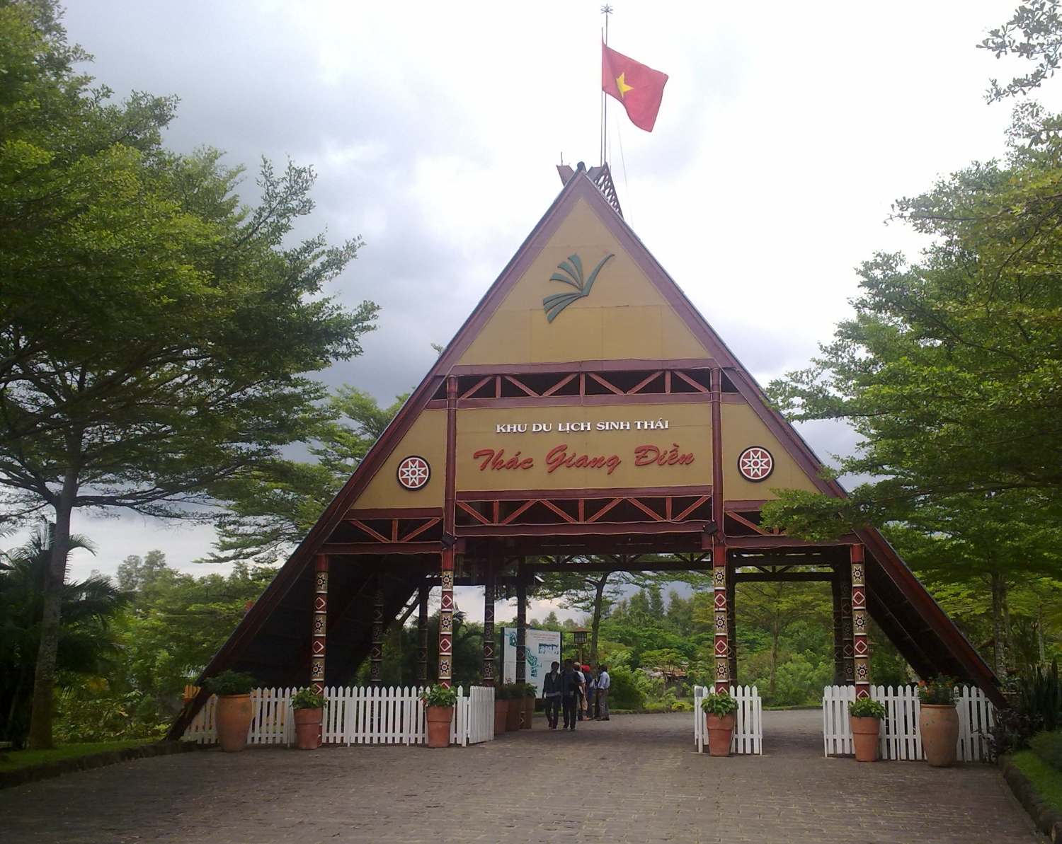 Khu du lịch sinh thái Thác Giang Điền 2