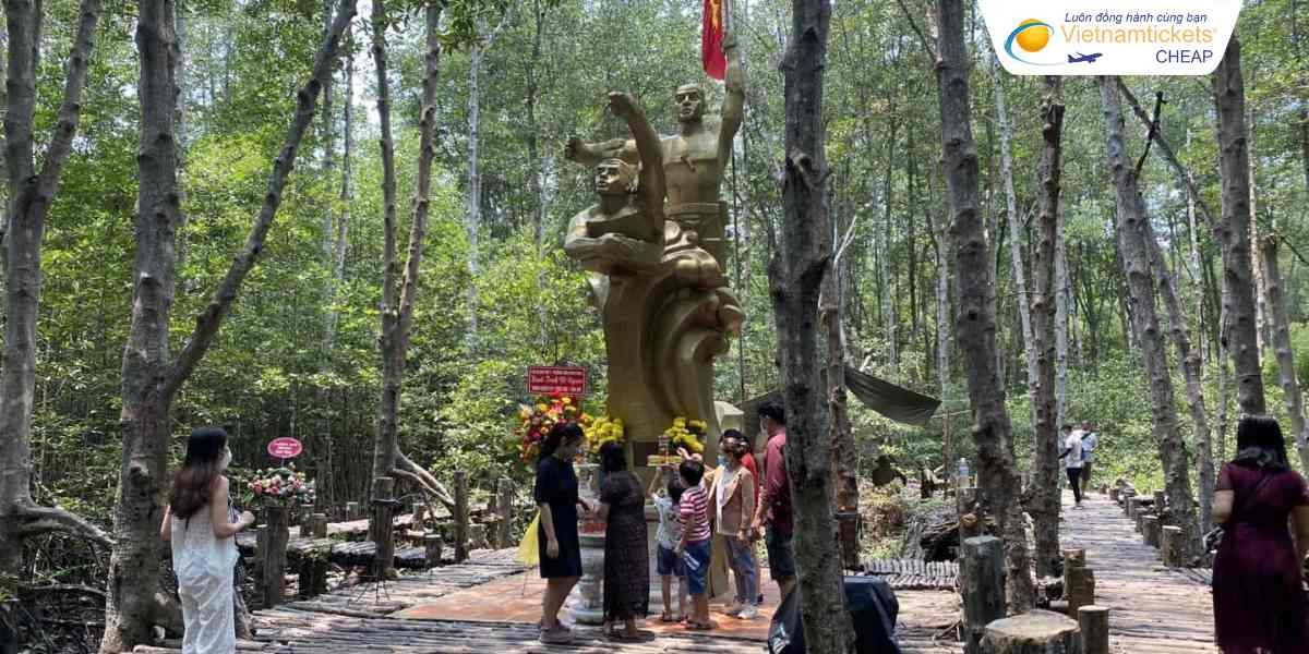 Từ Sài Gòn đi Kon Tum bao nhiêu km?