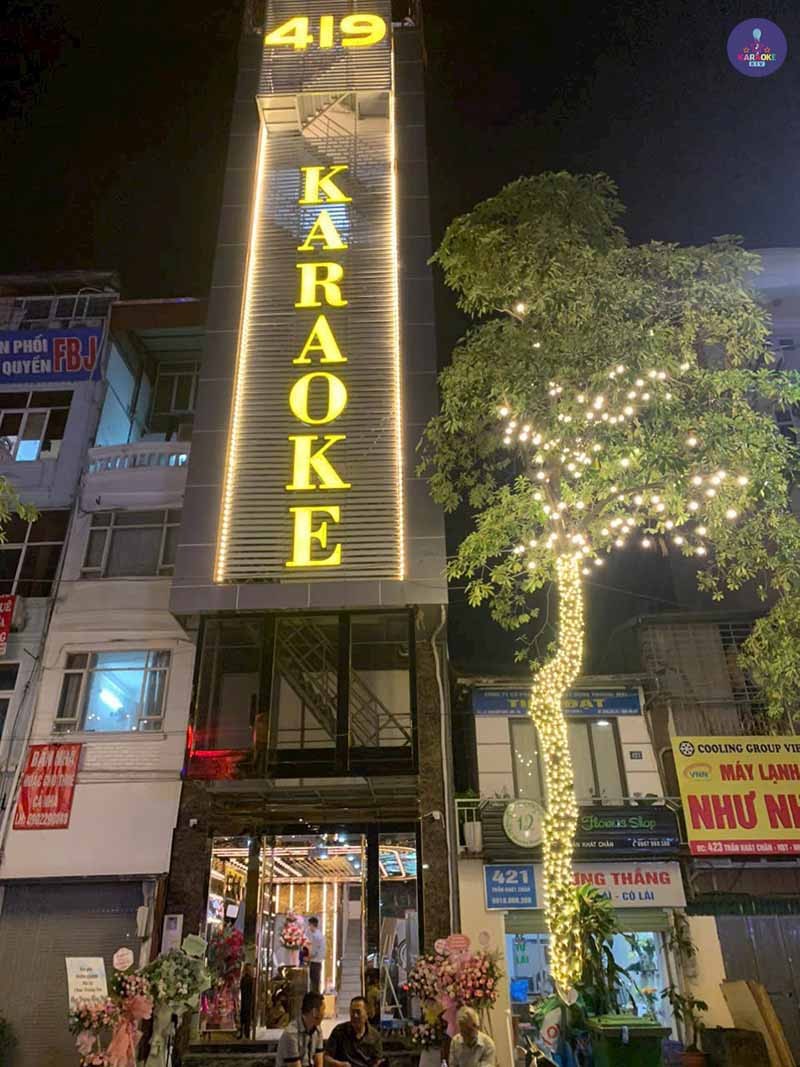 Phòng hát sôi động của Karaoke 419 Trần Khát Chân