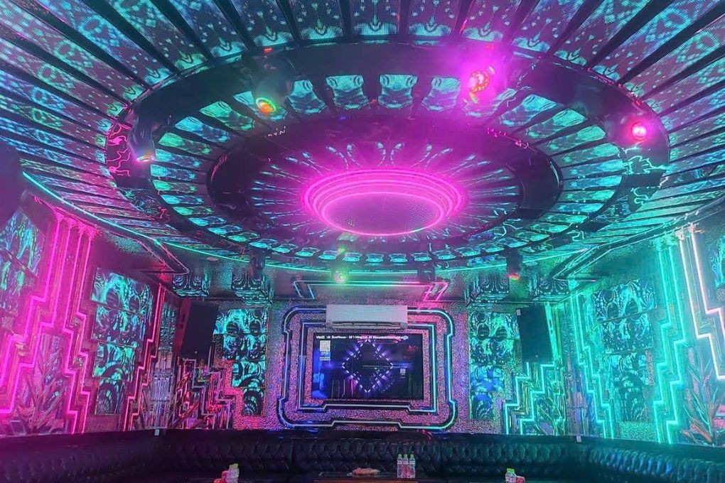 Hệ thống phòng hát hiện đại của Karaoke Amigo An Khánh