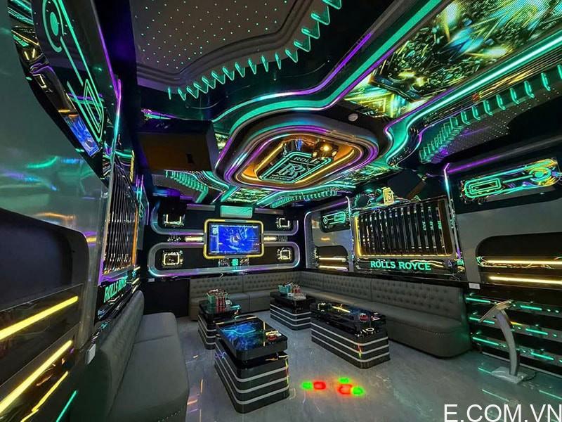 Karaoke Fantasy 202 Đội Cấn: Điểm hẹn karaoke đẳng cấp giữa lòng Ba Đình