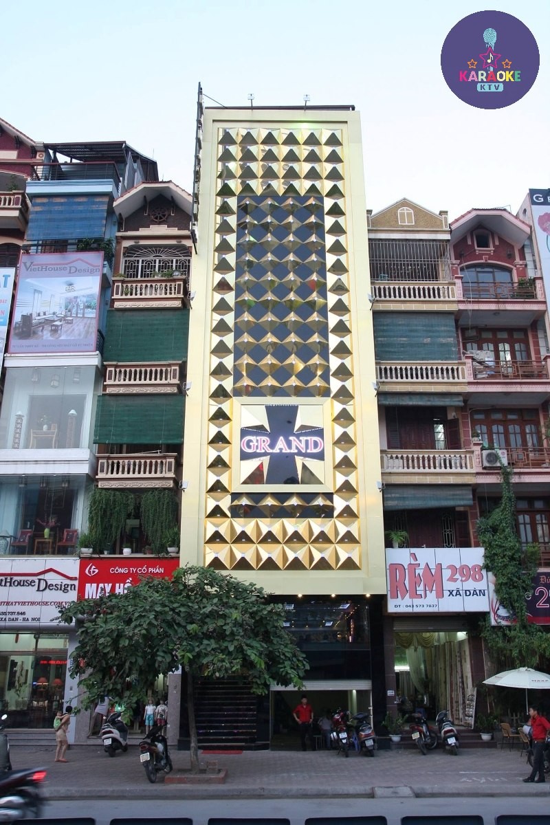 Karaoke Grand 300 Xã Đàn