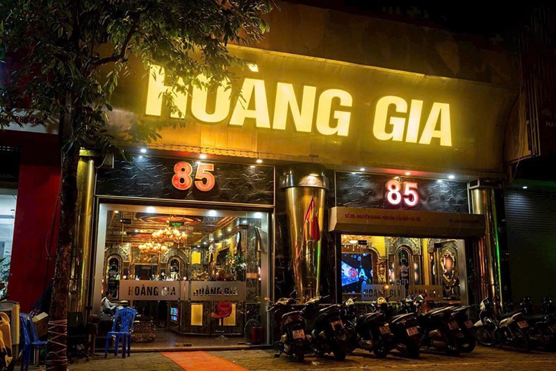 Karaoke Hoàng Gia 85 Nguyễn Khang tọa lạc tại 85 Nguyễn Khang, Yên Hòa, Cầu Giấy