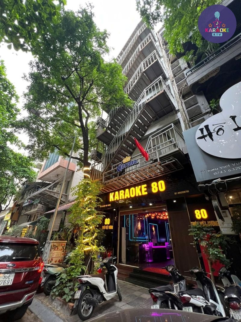 Phòng hát Karaoke Joker 80 Triệu Việt Vương với không gian sang trọng