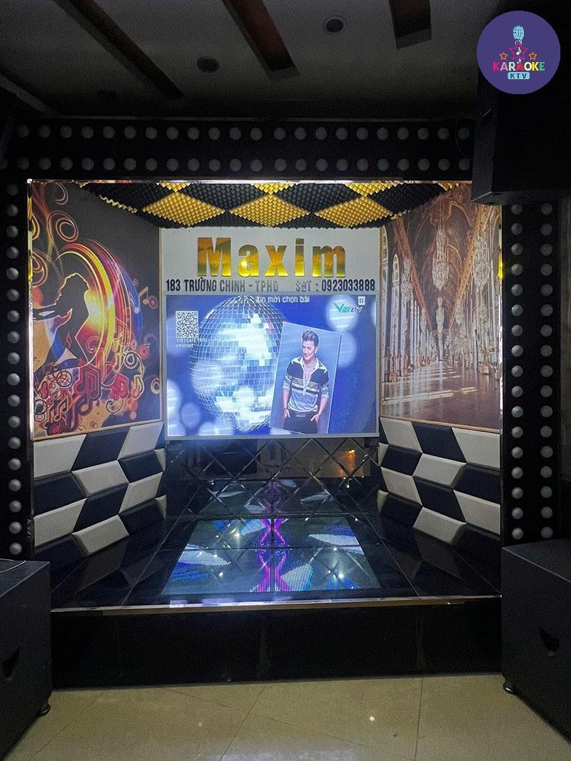 Phòng karaoke sang trọng của Maxim trên đường Trường Chinh