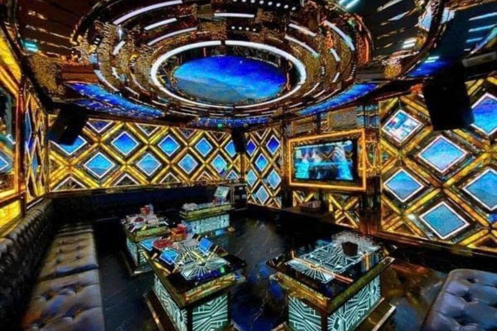 Phòng hát rộng rãi tại Karaoke Melia Ktv 58 Trần Thái Tông