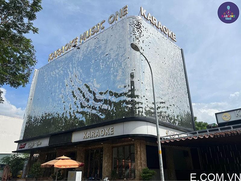 Top 7 Karaoke Thủ Đức Hot Nhất 2025: Không Gian Đẹp, Giá Tốt, Dịch Vụ Đáng Tiền