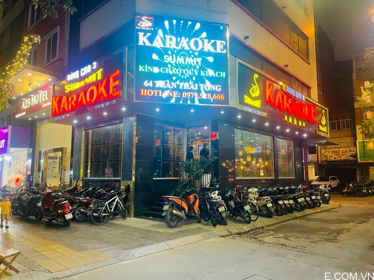 Karaoke Summit 64 Trần Thái Tông – Điểm hẹn ca hát sang trọng và hiện đại ở Cầu Giấy