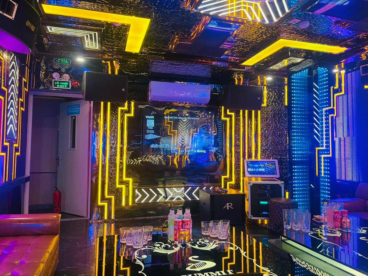 Danh sách bài hát cập nhật ở Karaoke Summit Trần Thái Tông