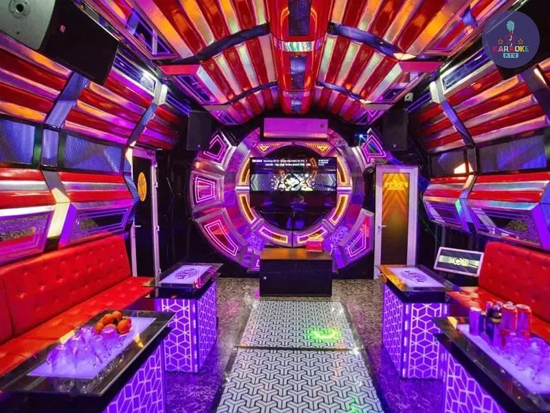 Thiết kế trẻ trung, nổi bật tại Karaoke Thảo Ngân