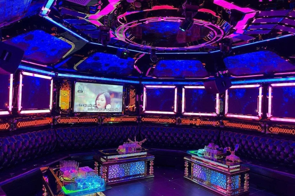 Karaoke Vertu 306 Trần Khát Chân