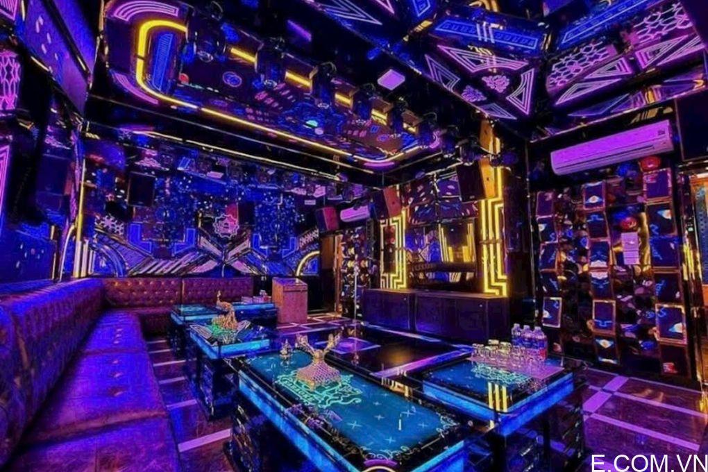 Karaoke Vpop 50 Trung Hoà: Điểm hẹn karaoke sang trọng giữa lòng Cầu Giấy