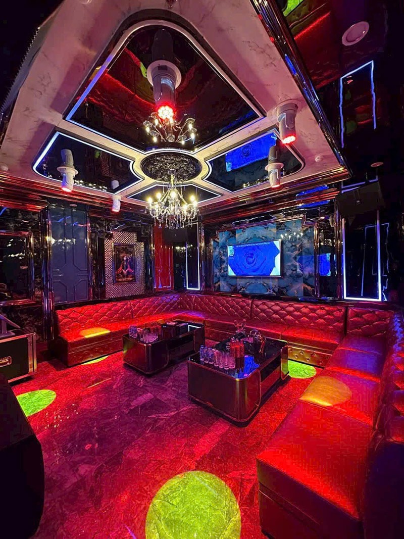 Khám Phá Các Loại Phòng Tại Karaoke Titan KTV 244