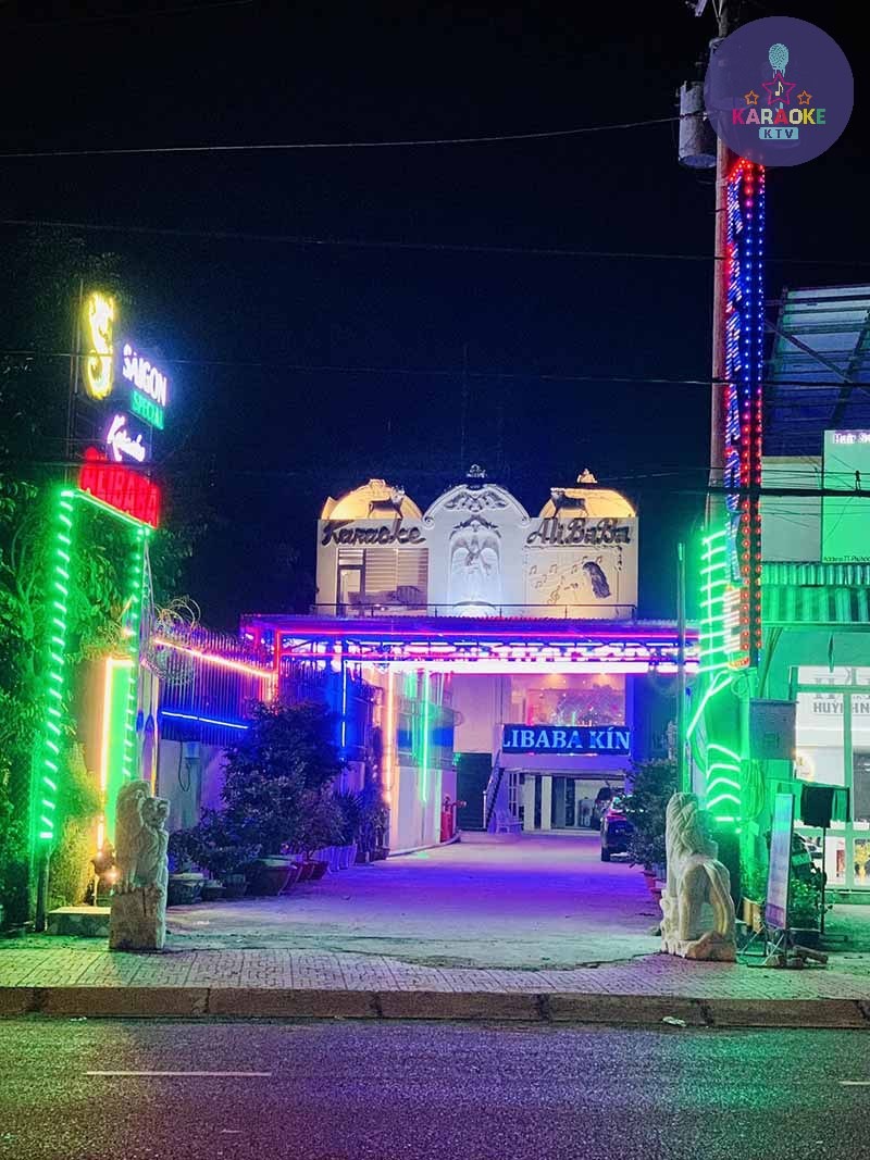 Không gian hiện đại tại Karaoke Alibaba, Thoại Sơn