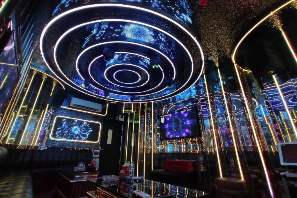 Không gian phòng hát với ánh sáng và âm thanh tối ưu