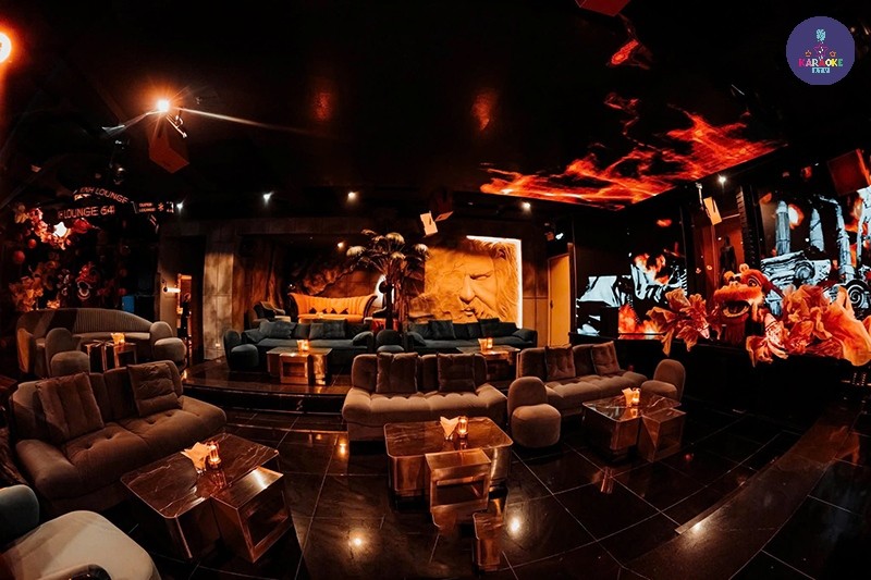 Menu đồ uống và món ăn tại Xính Lounge với các lựa chọn cocktail và món nhậu nhóm