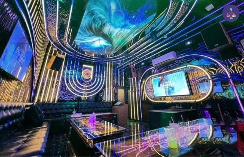 Nội thất trẻ trung với đèn LED tại KARAOKE THƯƠNG ở Phường 6, Bến Tre