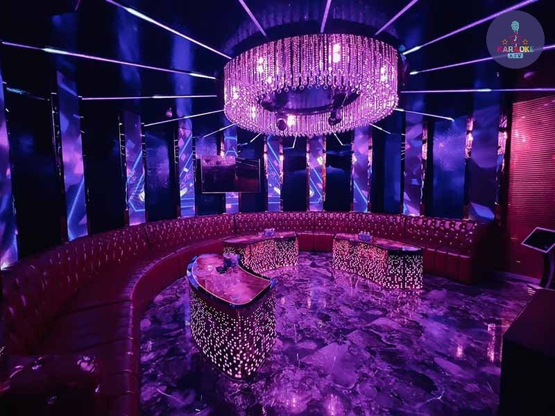 Phòng VIP phong cách bar mini tại Xinh Xinh Karaoke